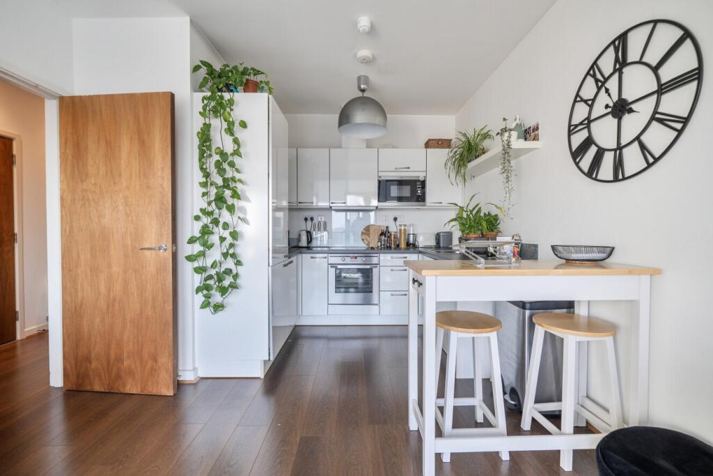 Main image of property: St. John's Hill, London, SW11