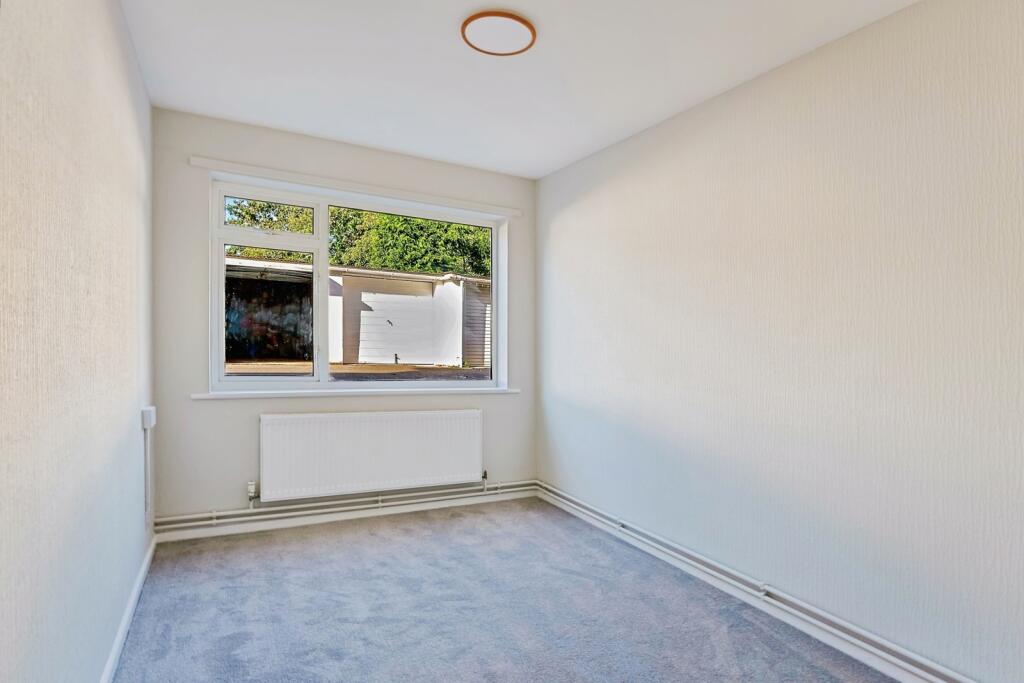 Apartment in Bournemouth - More