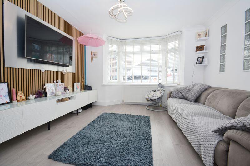 House in Minster-on-Sea, Merryman's Hill - View 2
