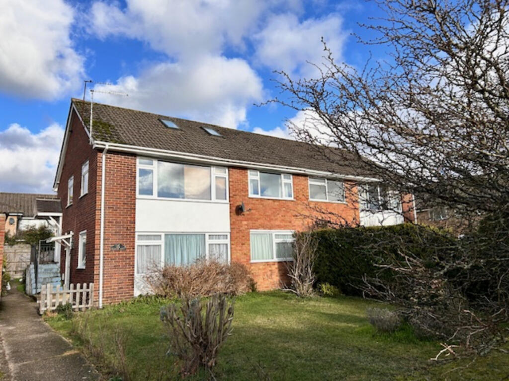 Main image of property: Broomhill, Cookham, SL6