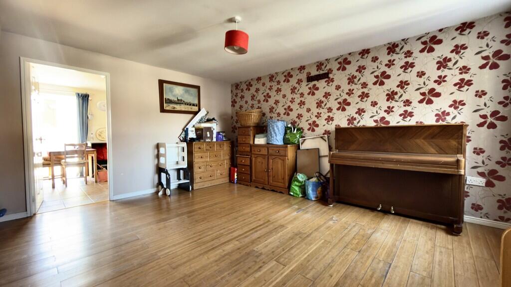 Oaktree Place, St. Georges, Weston-super-Mare photo 4