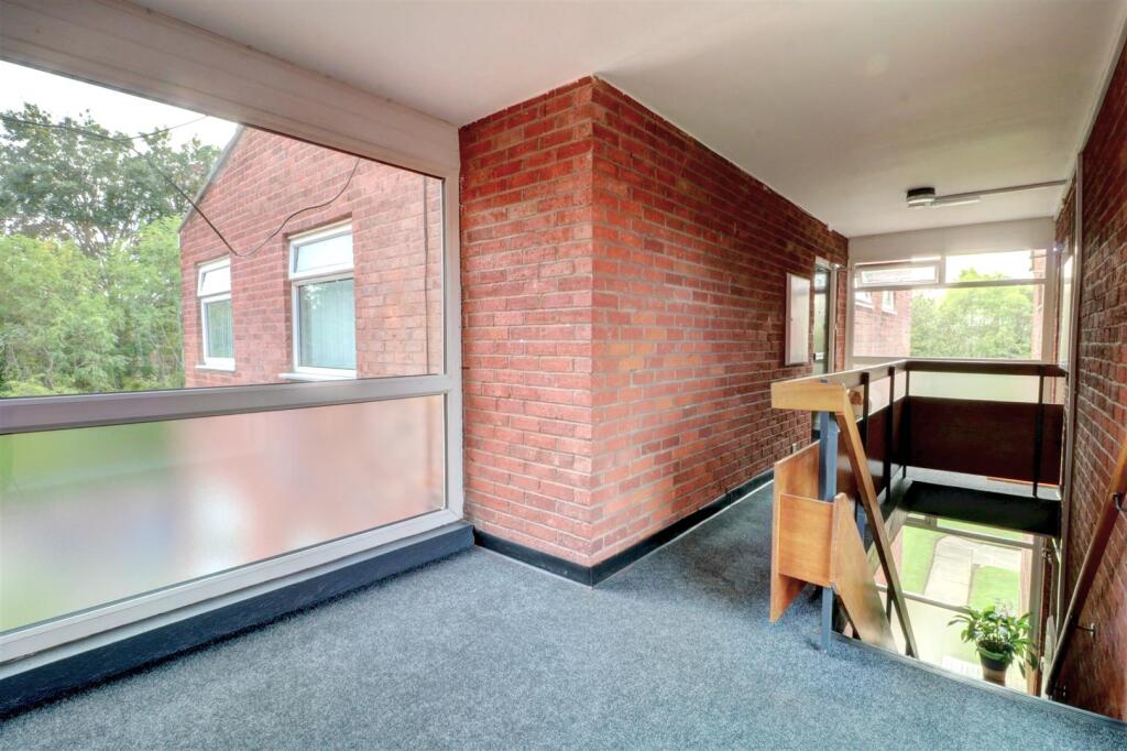 Apartment in Walsall - View 4
