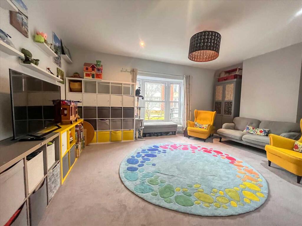 Main image of property: Connaught Avenue, Frinton on Sea