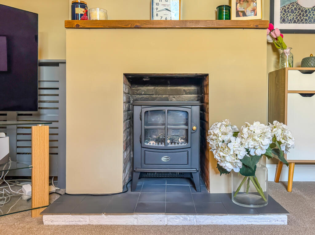 Exning Road, Newmarket, Suffolk - View 6