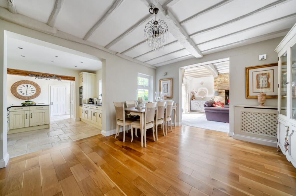 House in London - View 5