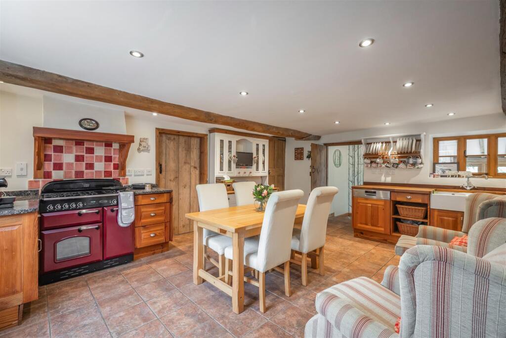 House in Dorchester - View 4