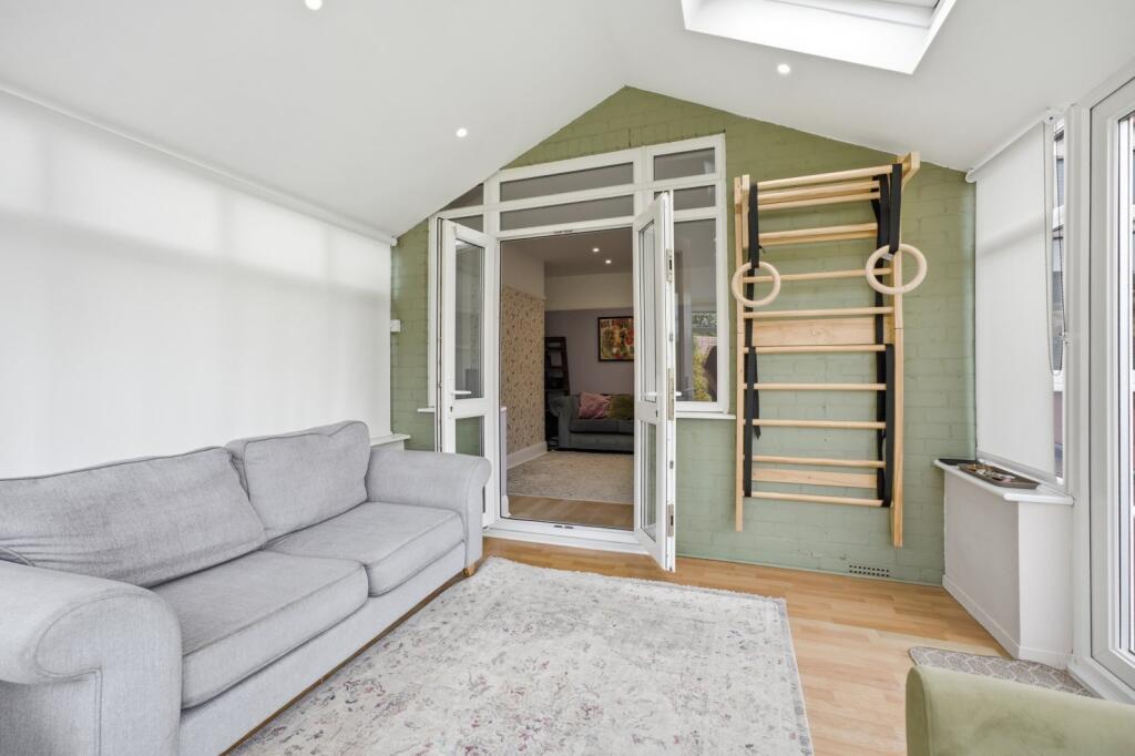 House in Stockport, Romiley - View 5