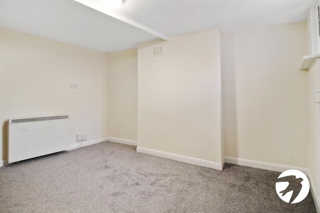 Wildfell Road, Catford, London, SE6 - More