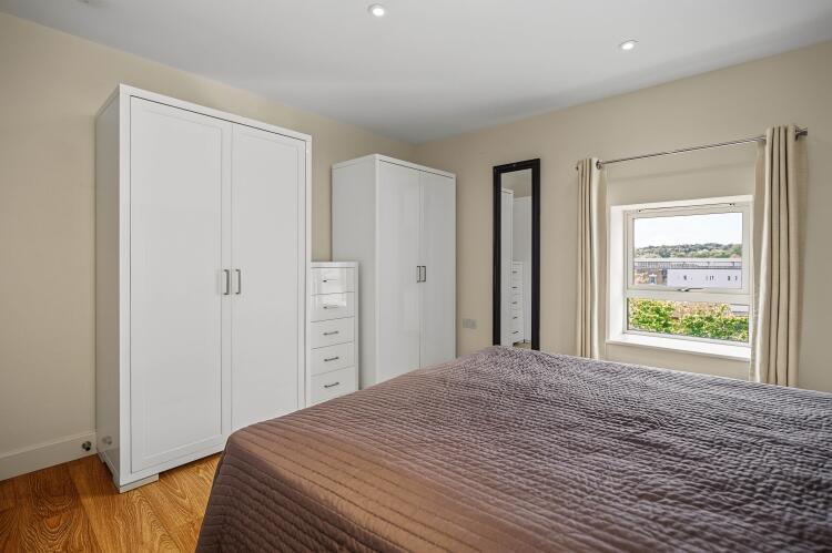 Apartment in Oxford, Osney, West Oxford - More