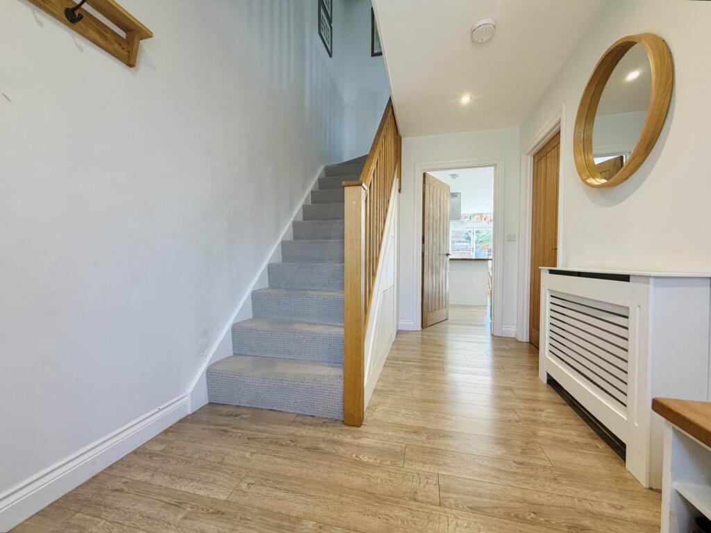 House in South Oxfordshire, Cholsey - More