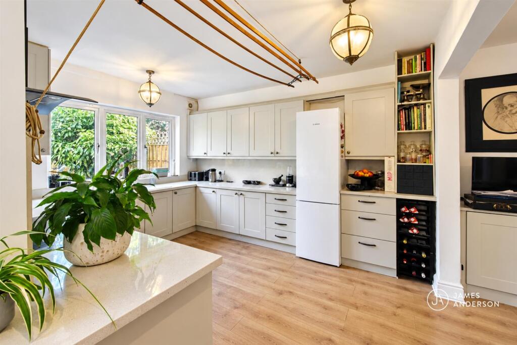House in London - View 4