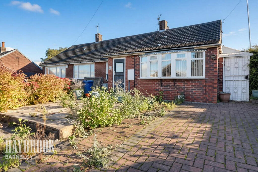 2-bed semi-detached on St Michaels Avenue, Monk Bretton, £120,000