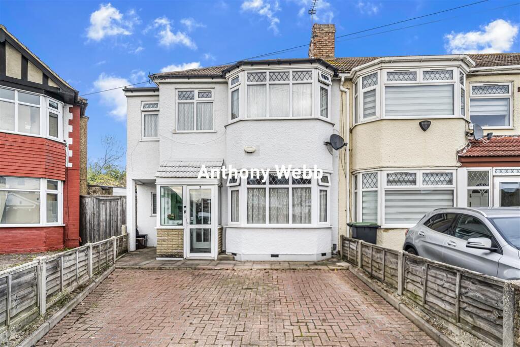 Main image of property: Rayleigh Road, Palmers Green, N13