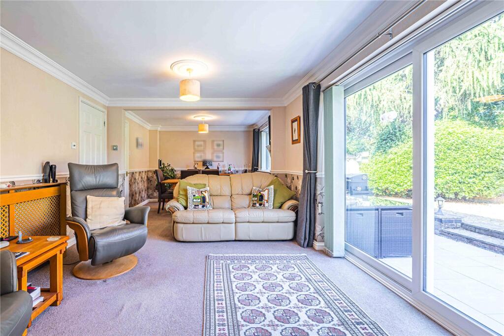 House in Dacorum, Hertfordshire - More