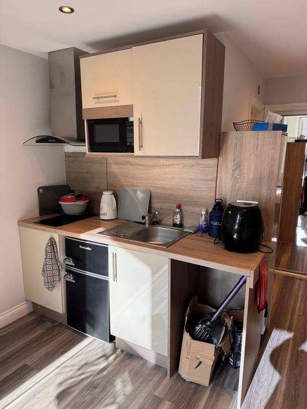 Apartment in Leicester, Highfields - View 3
