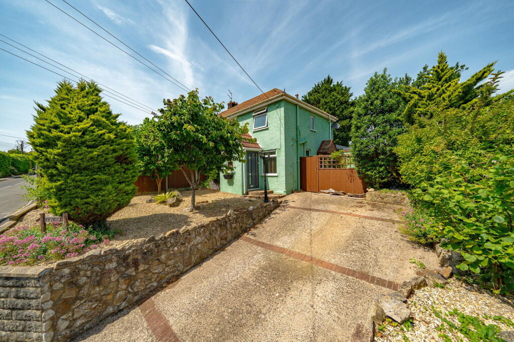 Main image of property: Lower Down Road, Portishead, Bristol, BS20 6PA