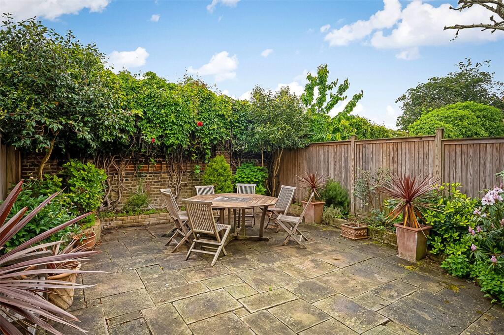 Property photo 8