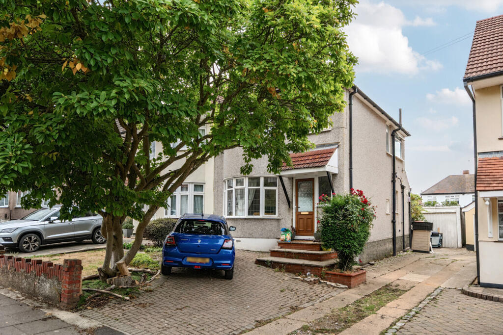 Main image of property: Oakdene Avenue, Chislehurst, BR7