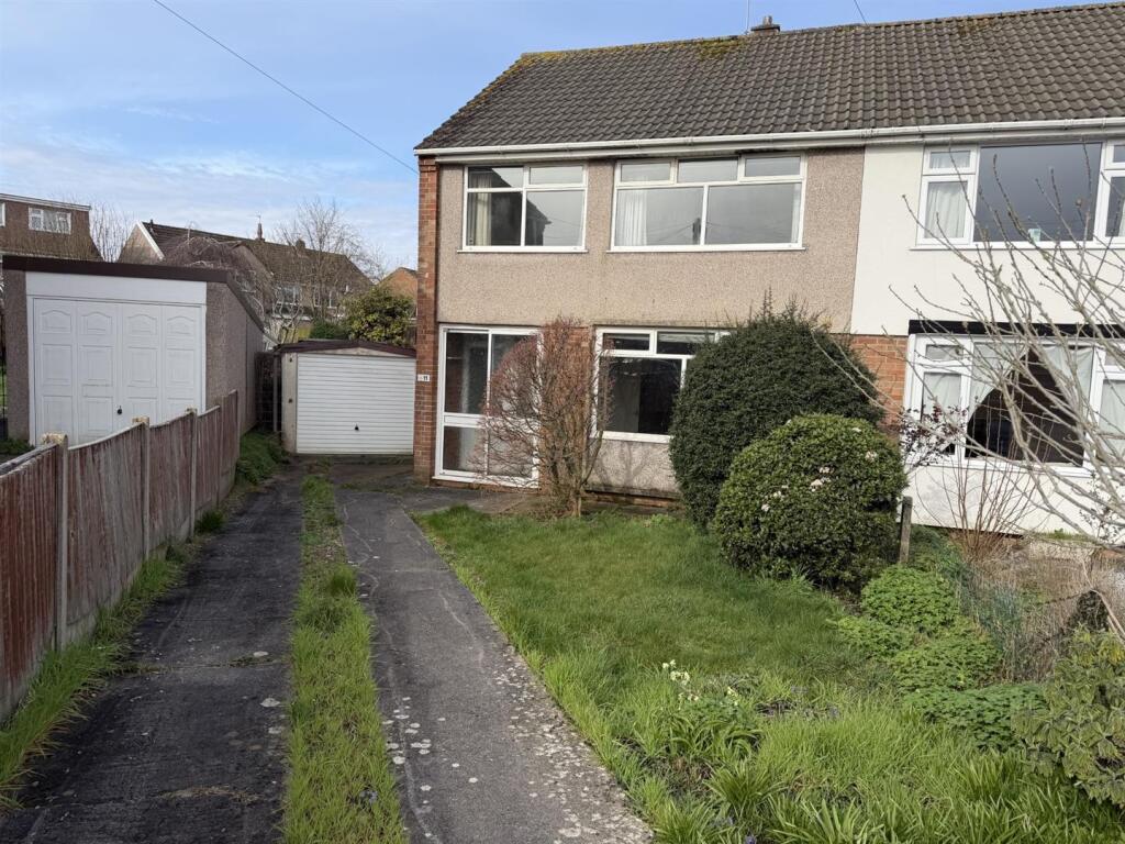 3-bed semi-detached on Frome Way, Winterbourne, Bristol, £375,000
