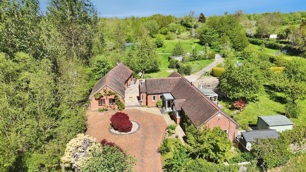 Main image of property: The Stables, Sheep Dip Lane, Prinethorpe