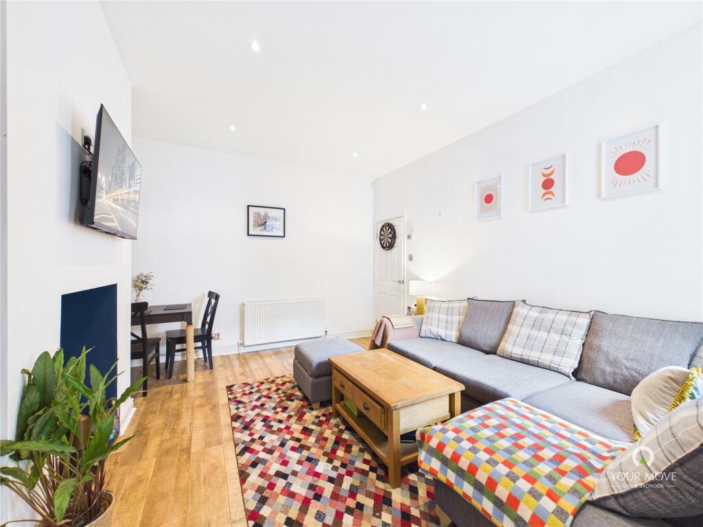 Apartment in Gateshead, North East - View 4
