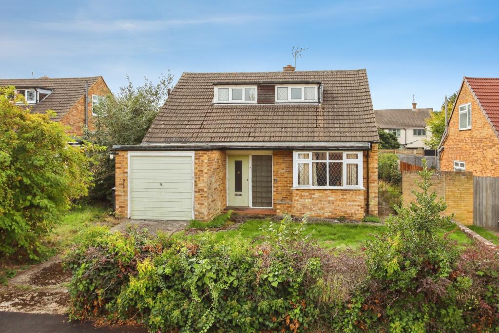 2-bed detached on Shernolds, Maidstone, Kent, £425,000