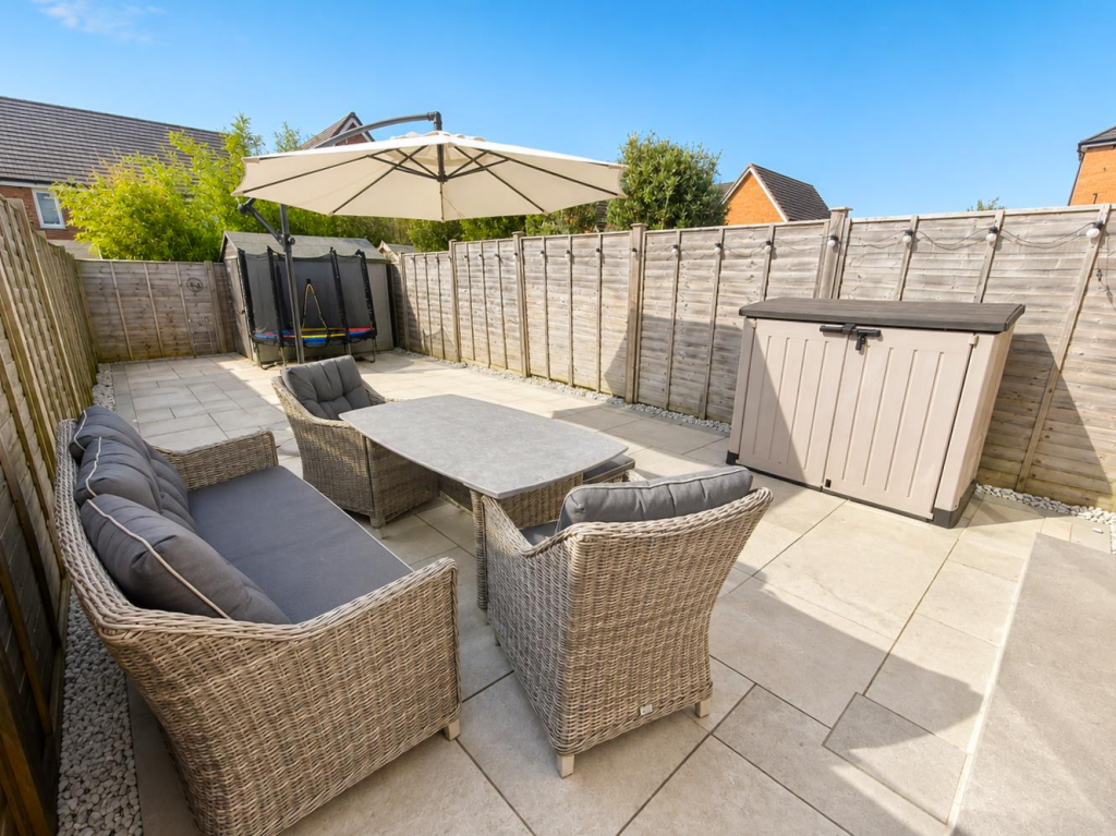 Beaton Avenue, Wick, Littlehampton photo 4