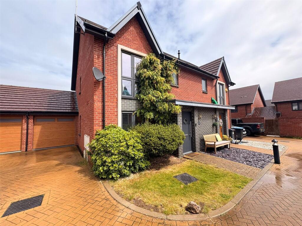 Main image of property: Wymondham Close, DAVENTRY, Northamptonshire, NN11