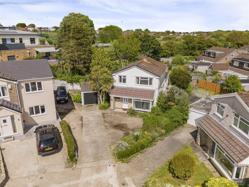 Main image of property: Heol-Y-Coed, Llantwit Major
