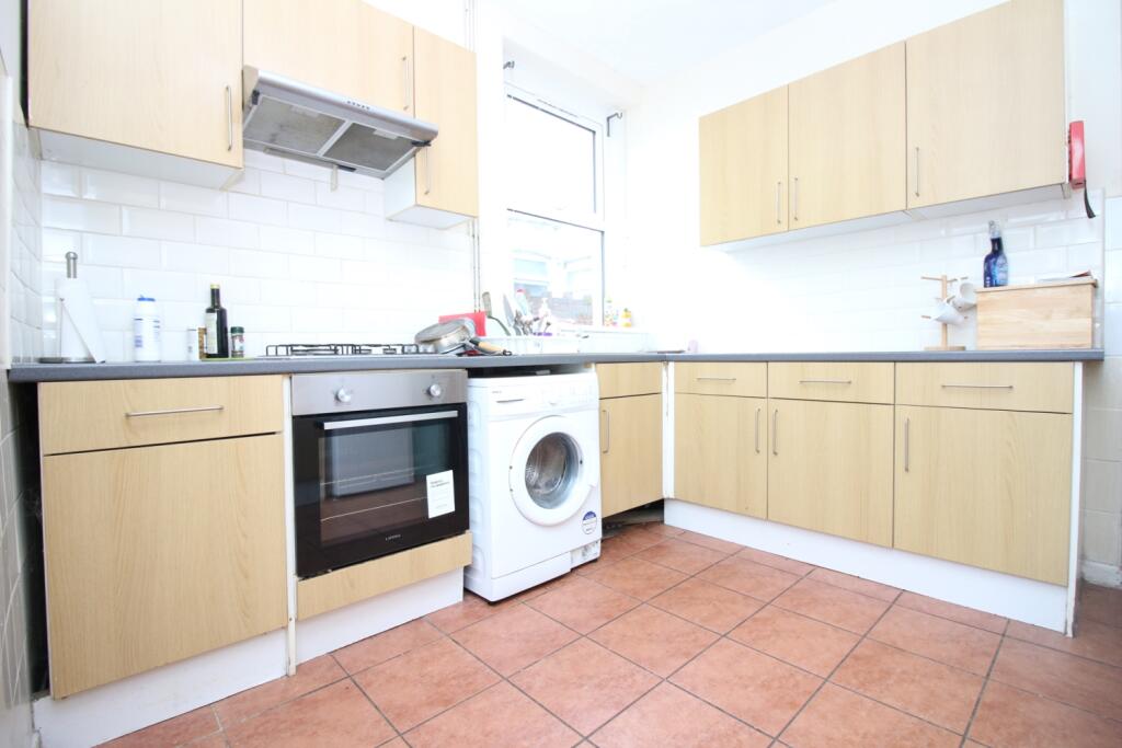House in Cardiff, Plasnewydd, Roath - View 3