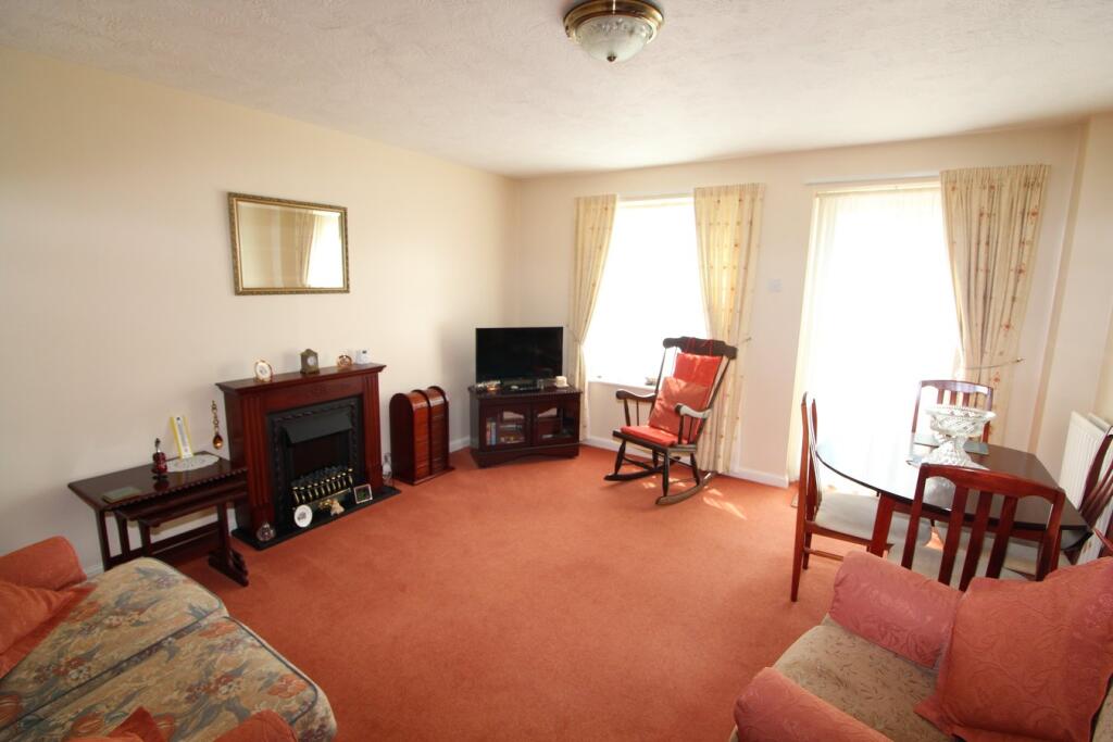 Attlee Close, Lutterworth, LE17 photo 3