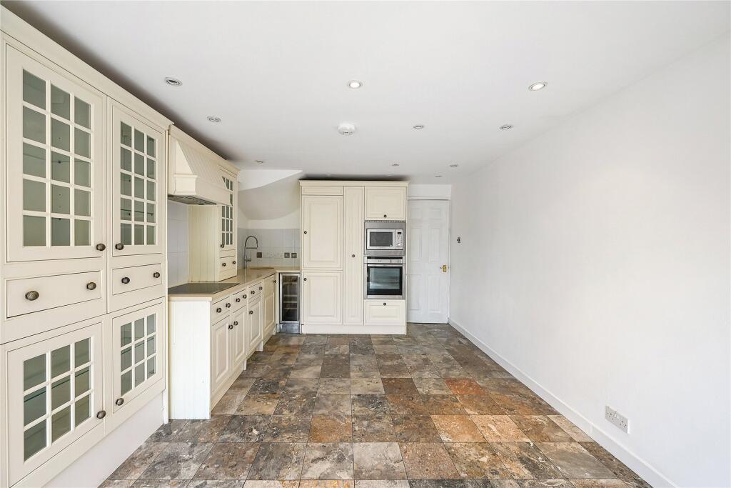 House in London - More