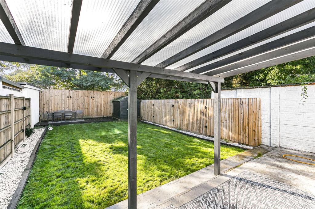 House in Twickenham - View 5
