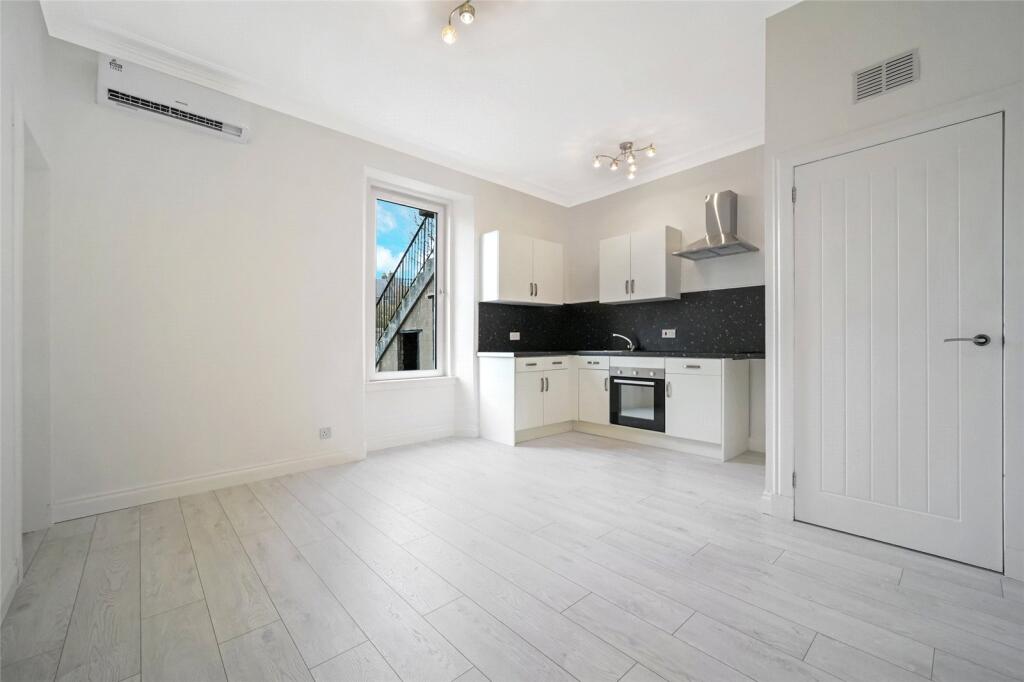 Apartment in Kirkcaldy - View 4