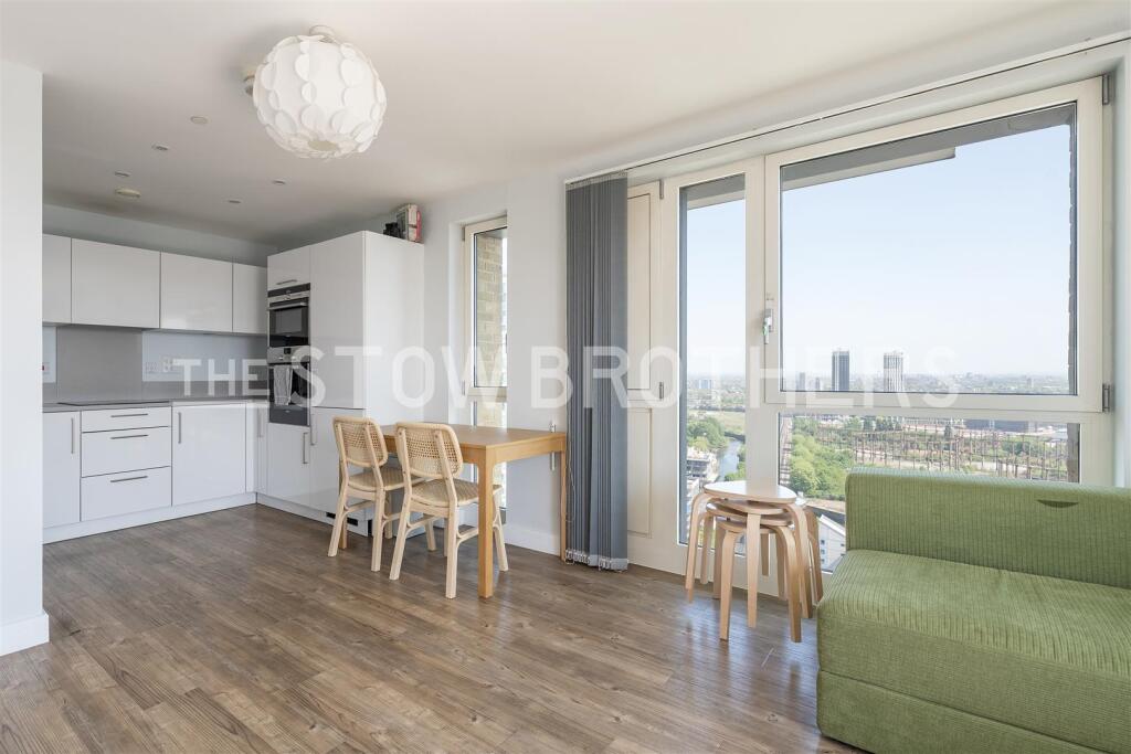 Apartment in London - View 5