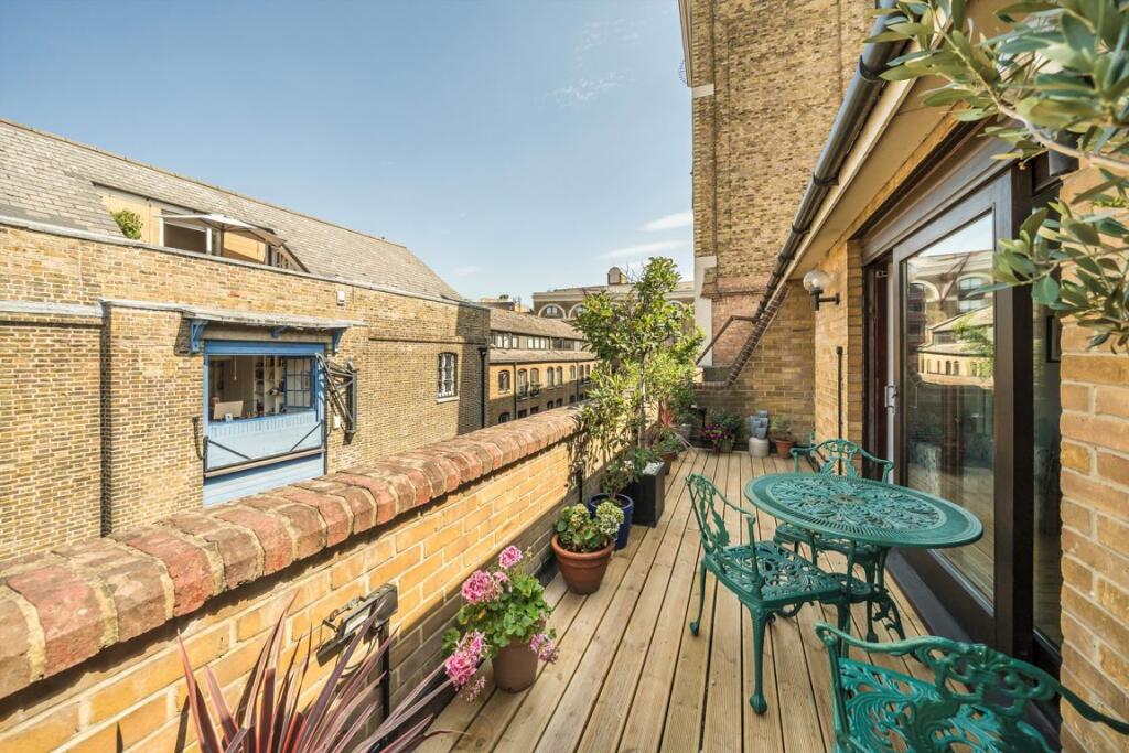 Main image of property: Wapping Lane, Wapping