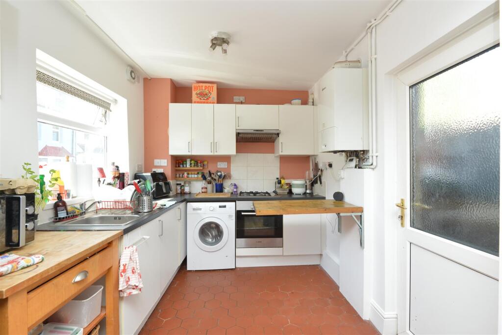 House in Bristol, Greenbank, Easton - More