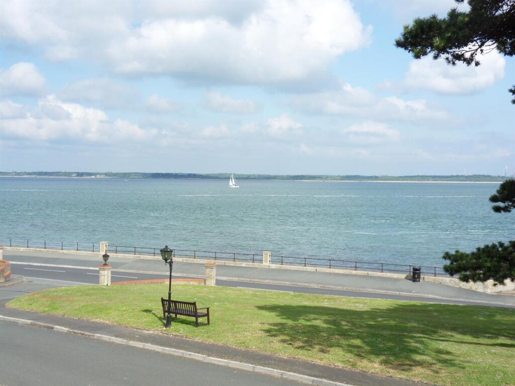 Main image of property: Egypt Esplanade, Cowes