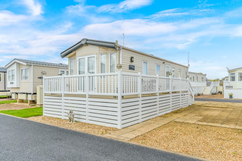 Main image of property: Avon Park, Warwick Road, CV37