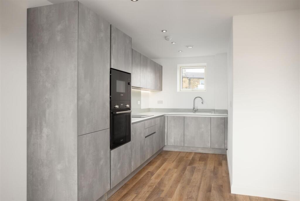 Plot 12, Spring Meadow, Drighlington photo 3