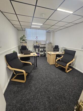 170 sq ft office
