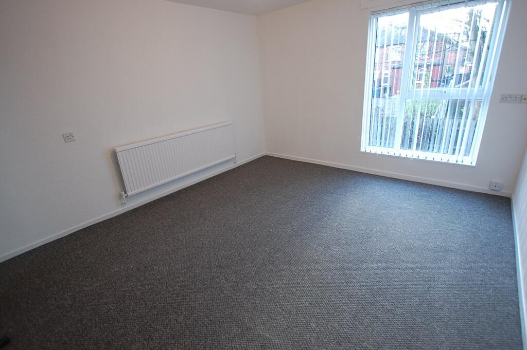 Lockingate Street, Ashton-under-Lyne, Greater Manchester, OL6 photo 3