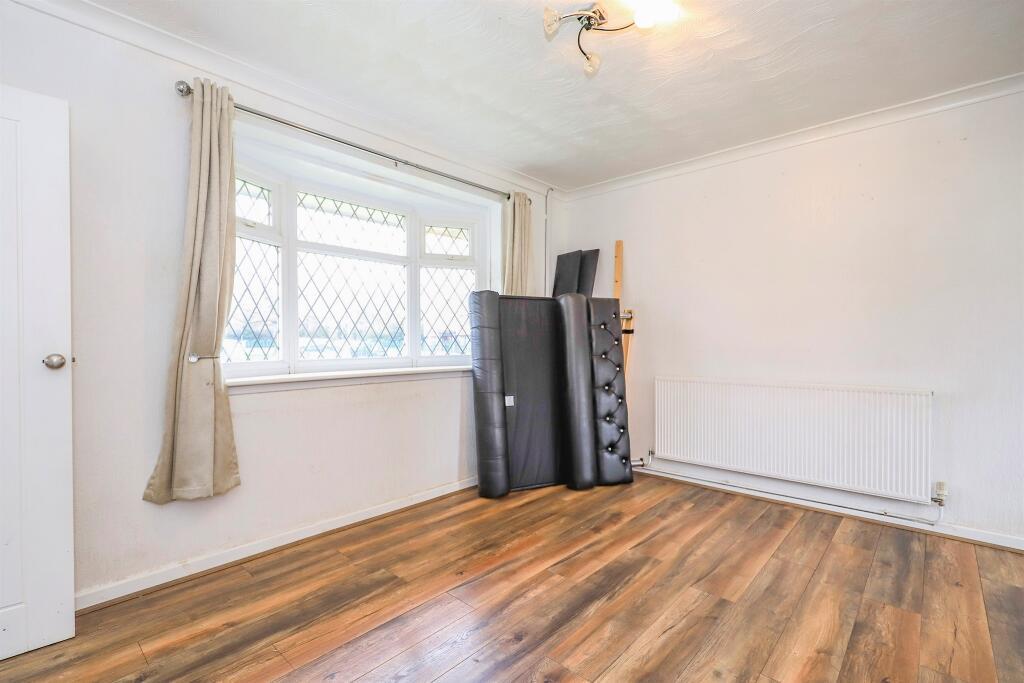 Park View Road, Bilston - View 3