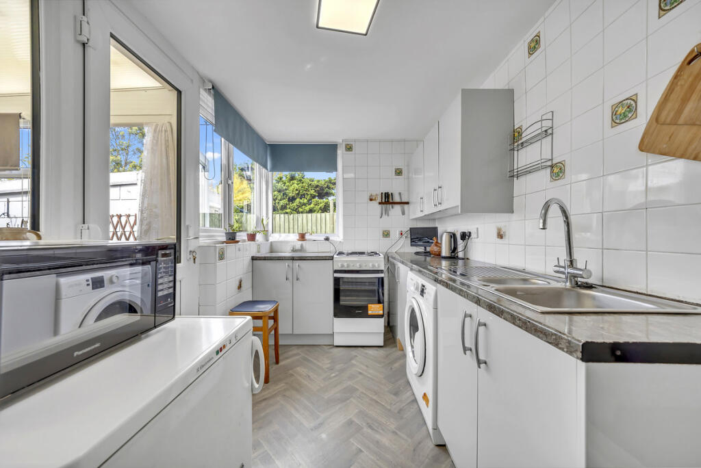 House in London - View 5