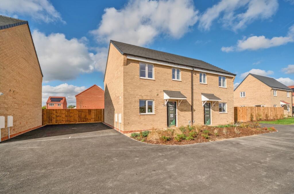3-bed semi-detached on Plot 147 The Bunting, Skylarks, 36 Wagon Close, Frampton, Boston, Lincolnshire, PE20, £66,000