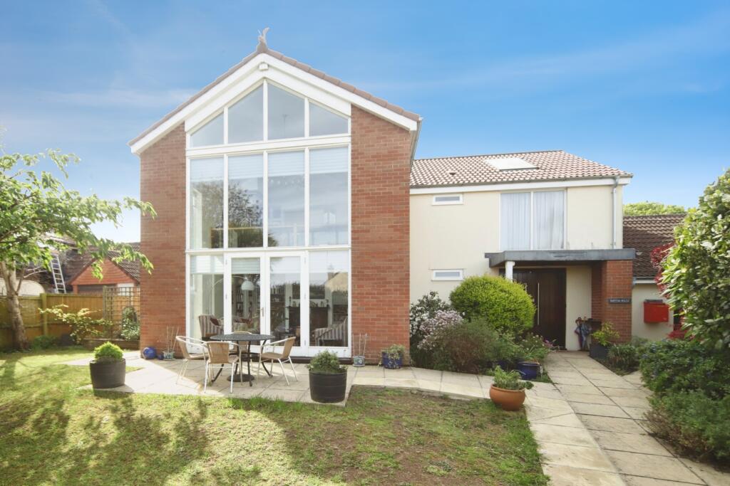 Main image of property: Bishops Hull, Taunton, TA1