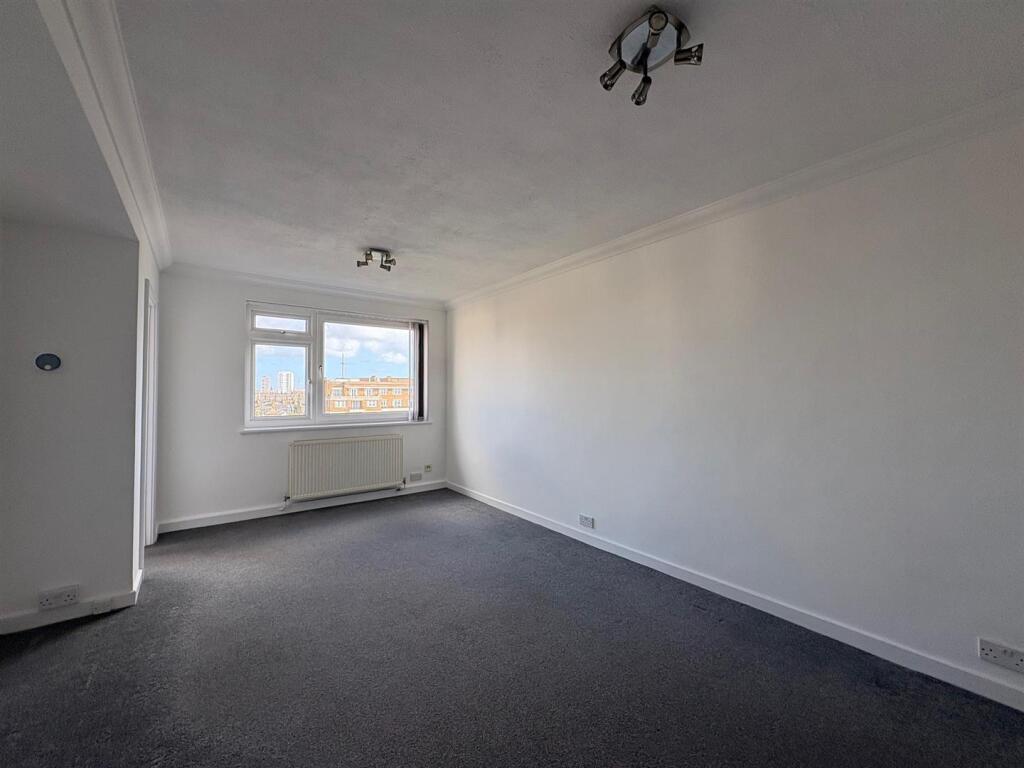 Apartment in Hove, Brunswick - View 5