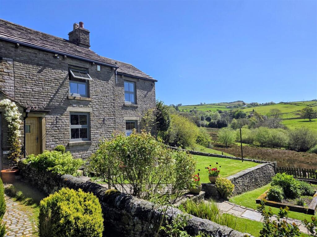 Main image of property: Kettleshulme, High Peak