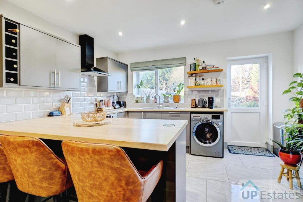 House in Rugby, Hillmorton Paddox - View 6