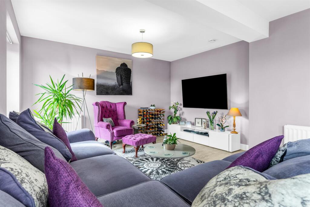 Additional image 8 of Appletree Way, Welwyn Garden City